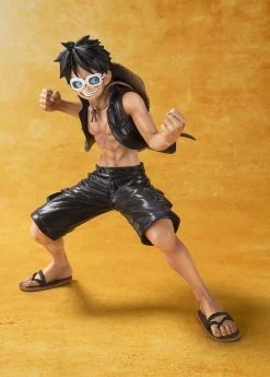 One Piece Figuarts Zero - Monkey D. Luffy Film Gold Edition -FUNKO Store 229d9530d5ab05e58d54496d3631a40884d7ecd08e0071423beba3adf94a440e