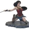 Diamond Select Justice League Movie: Wonder Woman DC Gallery Figur