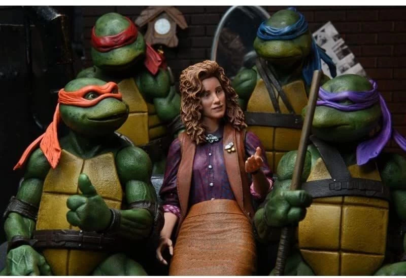 NECA Teenage Mutant Ninja Turtles (1990) - Ultimate April ONeil - Actionfigur 4 NECA Teenage Mutant Ninja Turtles (1990) - Ultimate April ONeil - Actionfigur – Bild 2