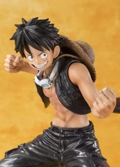 One Piece Figuarts Zero - Monkey D. Luffy Film Gold Edition -FUNKO Store 704730c1eeb9c9c85ee01283630f8228e0748efbb2cd1d0d4cc8665cac9ddf50