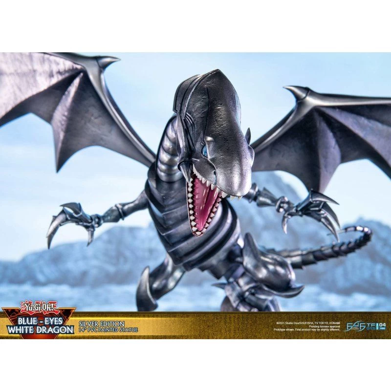 Diverse First 4 Figures - Yu-Gi-Oh! - Blue-Eyes White Dragon - Silver Edition 4 Diverse First 4 Figures - Yu-Gi-Oh! - Blue-Eyes White Dragon - Silver Edition – Bild 2