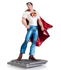 Superman - Man Of Steel Statue By Rags Morales