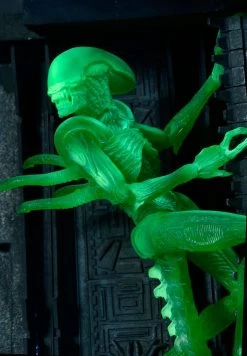 NECA Alien Vs. Predator - Alien Warrior Thermal Vision Actionfigur -FUNKO Store ee497d16468a6a5537eee8b4204f85ea75c0f7dd4294f3049bffb3956f6d9841