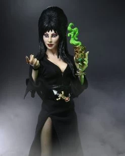 NECA Elvira, Mistress Of The Dark - Clothed Actionfigur -FUNKO Store elvira10 scaled 1
